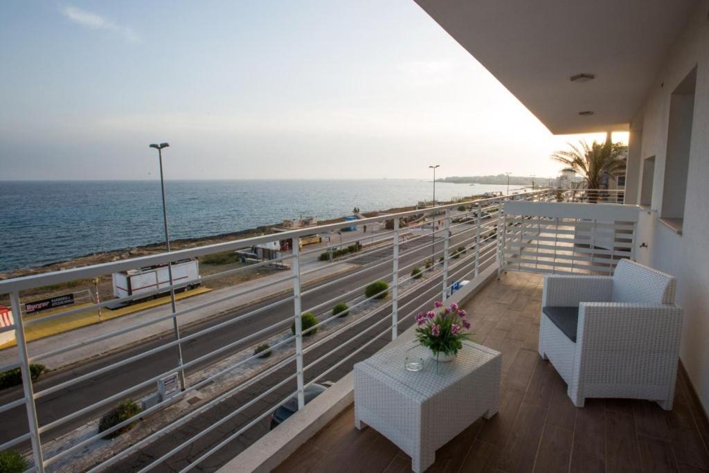 Spuma Di Mare Aparthotel Gallipoli Eksteriør bilde